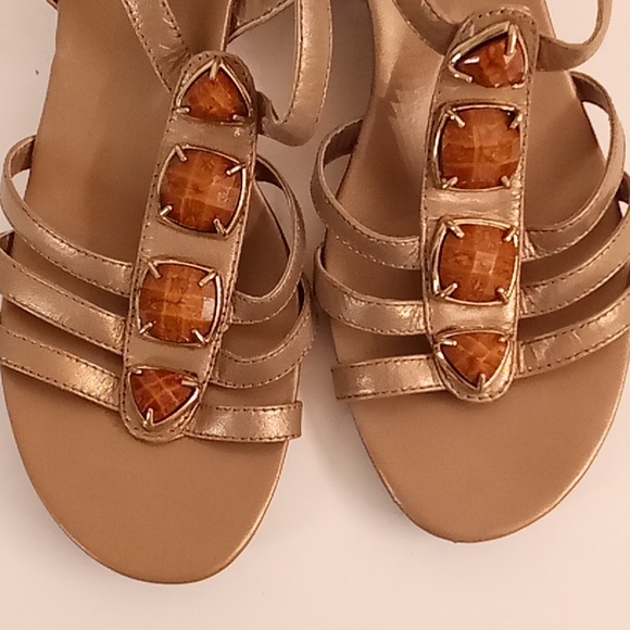 Strictly COMFORT Summer Party Size 8M Gold Color with bronze big studs #148 - Picture 6 of 10